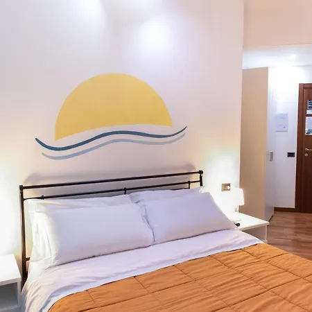 Amalfi Coast 招待所 萨莱诺