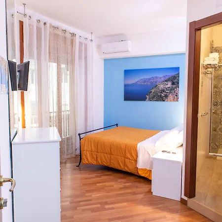 Amalfi Coast 招待所 4*