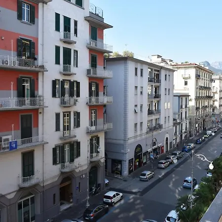 Amalfi Coast 招待所 4*